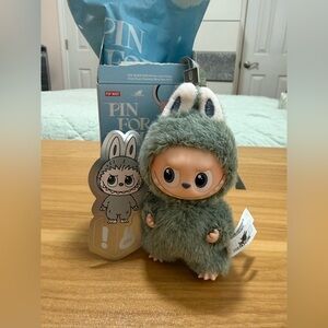 LABUBU RARE SECRET “!” THE MONSTERS Pin for Love Series-Vinyl Plush